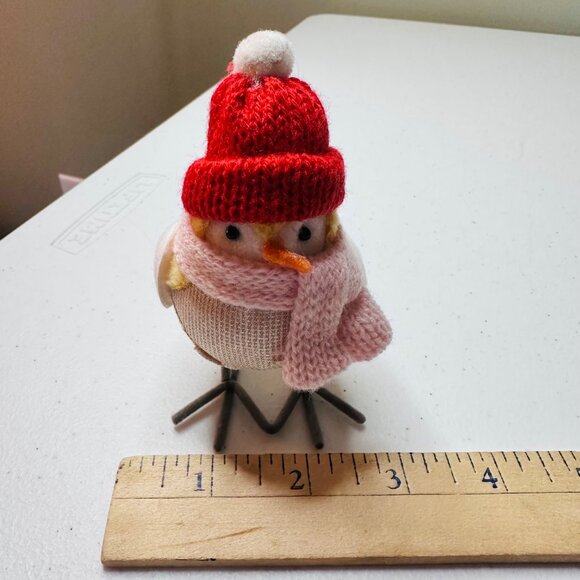 Christmas Wondershop Winter Birds Decor With Hats Scarves 4 inches 2021 set of 3 - Picture 10 of 11